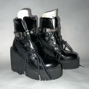 Fenty Puma Black Platform SB Wedge Boots 8